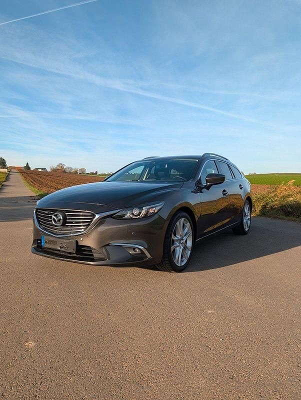 Braun Gebraucht 2018 Mazda 6 Kizoku Kombi | 16.500 € (Superpreis) - Bild 1/4