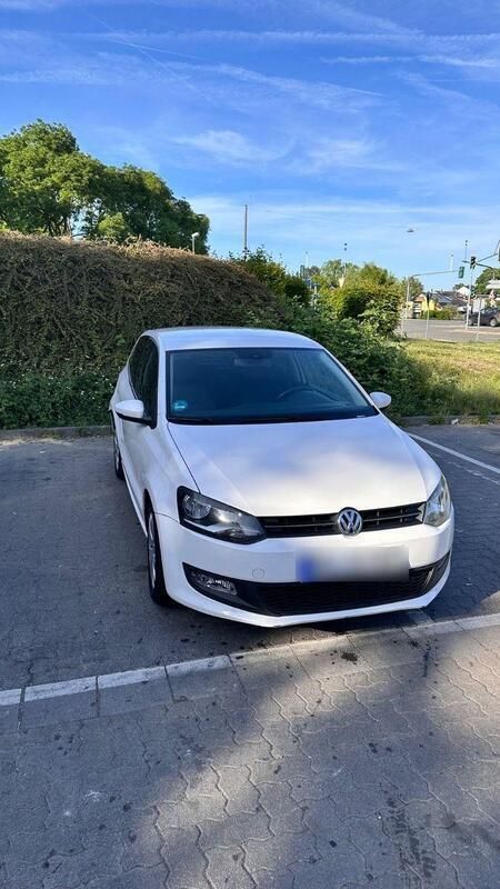 Weiß Gebraucht 2010 VW Polo Highline Kleinwagen | 2.400 € (Superpreis) - Bild 1/4