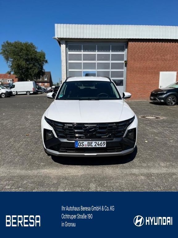 Weiß Gebraucht 2024 Hyundai Tucson Prime SUV | 37.490 € (Etwas zu teuer) - Bild 1/4