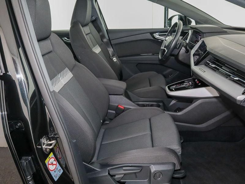 Gebraucht Audi Q4 e-tron Advanced 150 kW (204 PS) 2022 Mythosschwarz metallic SUV