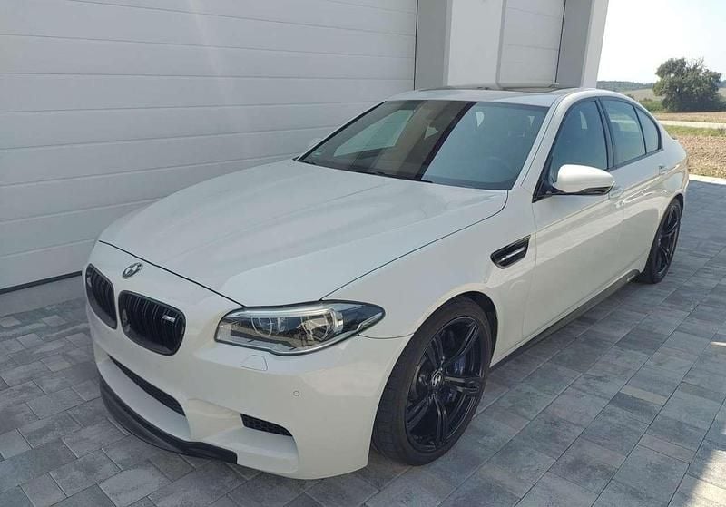 Weiß Gebraucht 2014 BMW M5 Competition Edition Limousine | 39.500 € (Fairer Preis) - Bild 1/4