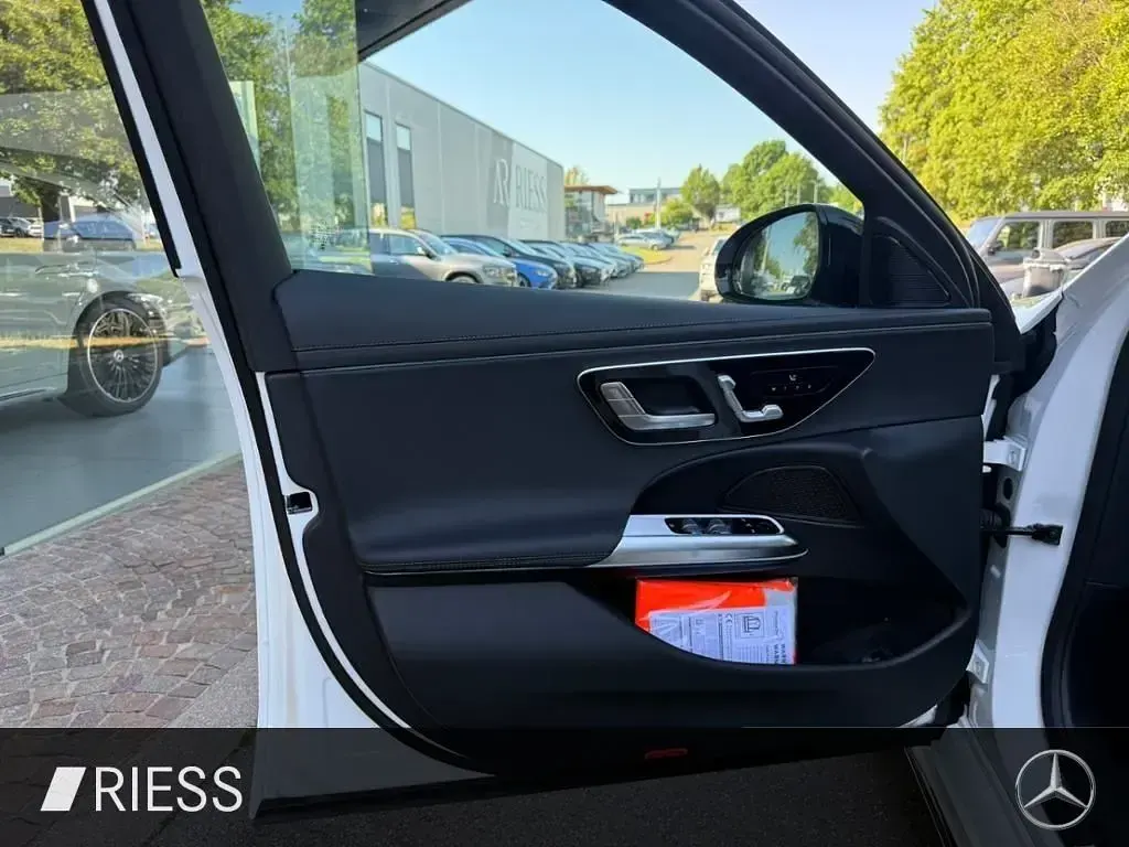 Gebraucht Mercedes E300 AMG 197 PS (144 kW) 2026 Weiß Kombi