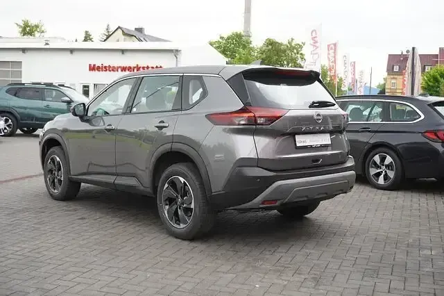 Neu Nissan X-Trail Acenta 163 PS (119 kW) 2026 Grau SUV