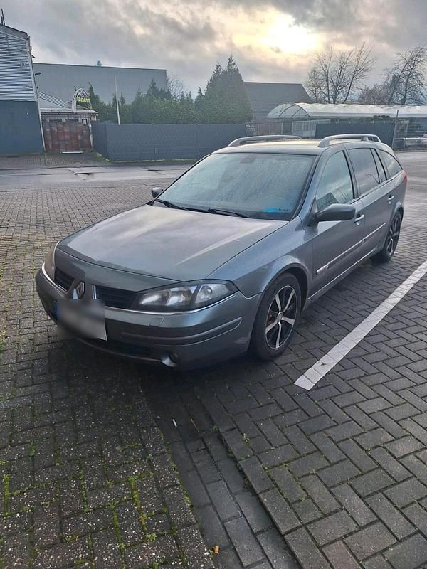 Grau Gebraucht 2008 Renault Laguna III Kombi | 850 € - Bild 1/4