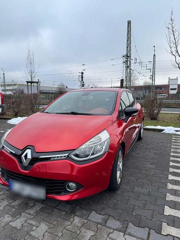 Gebraucht Renault Clio IV Dynamique 90 PS (66 kW) 2012 Rot Kleinwagen