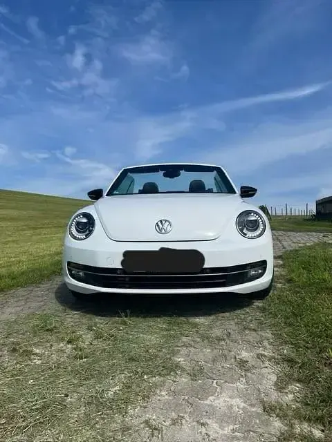 Gebraucht VW Beetle CLUB 150 PS (110 kW) 2016 Weiß Kleinwagen