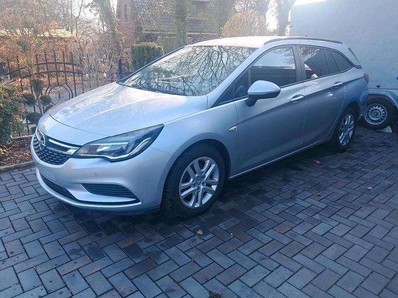 Gebraucht Opel Astra 136 PS (100 kW) 2019 Silber Kombi