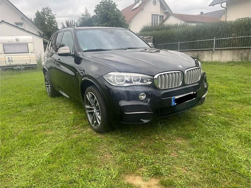 Schwarz Gebraucht 2018 BMW X5 M50 Sport Line SUV | 37.500 € (Fairer Preis) - Bild 1/4