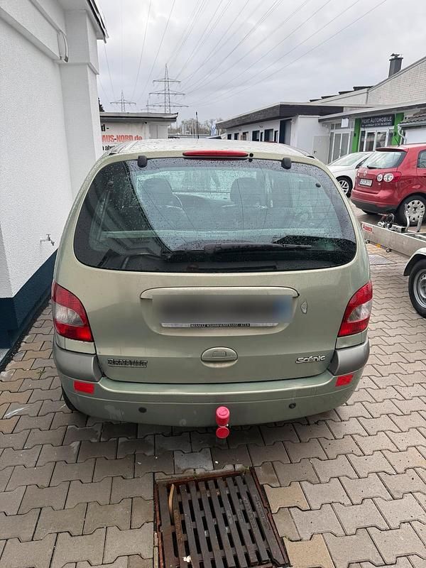 Gebraucht Renault Scénic 130 PS (95 kW) 2002 Grün Van / Kleinbus