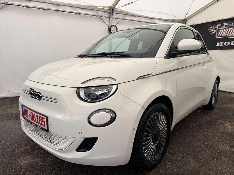 Weiß Gebraucht 2023 Fiat 500e Kleinwagen | 17.400 € (Superpreis) - Bild 1/4