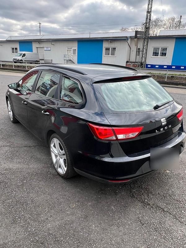 Gebraucht Seat Leon 110 PS (80 kW) 2014 Schwarz Kombi