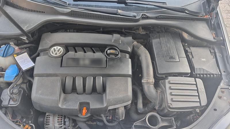 Gebraucht VW Golf V 150 PS (110 kW) 2006 Silber Kleinwagen