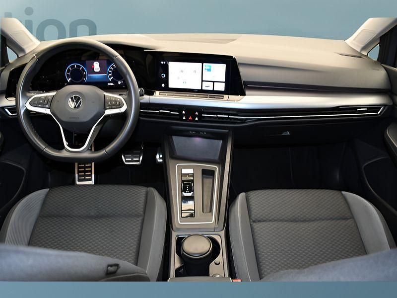 Gebraucht VW Golf VIII 150 PS (110 kW) 2022 Grau Kleinwagen