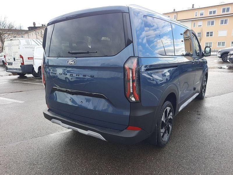 Neu Ford Tourneo Active 170 PS (125 kW) 2026 Chromablau Van / Kleinbus
