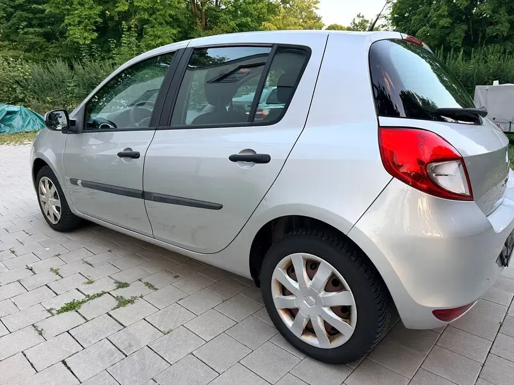 Gebraucht Renault Clio Expression 75 PS (55 kW) 2012 Grau Limousine
