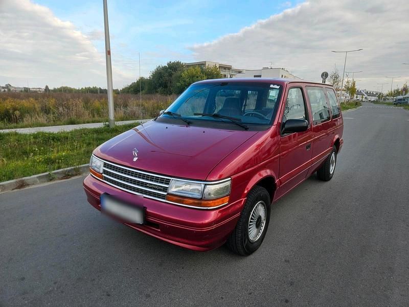 Rot Gebraucht 1994 Plymouth Voyager Van | 4.500 € - Bild 1/4