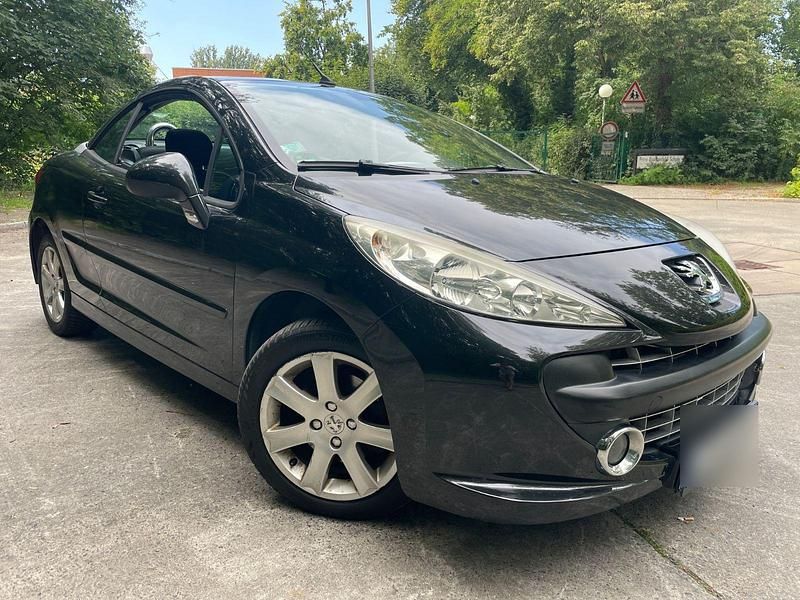 Gebraucht Peugeot 207 CC 120 PS (88 kW) 2008 Schwarz Cabrio