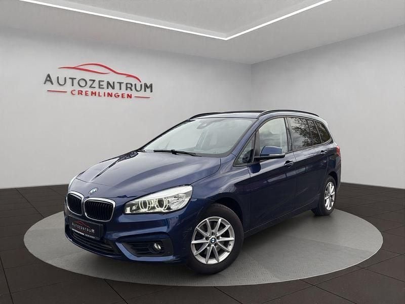Blau Gebraucht 2016 BMW 218 Gran Tourer Advantage Van / Kleinbus | 9.990 € (Superpreis) - Bild 1/4