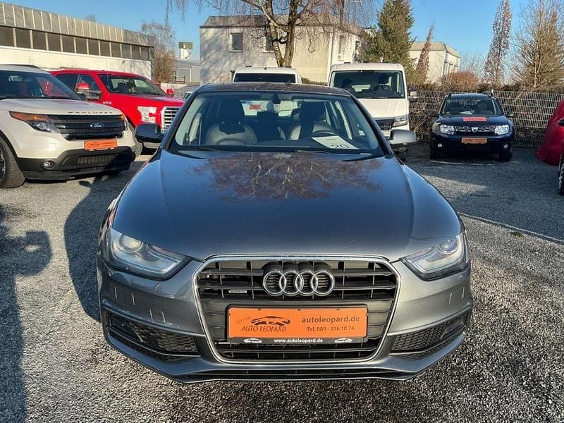 Grau Gebraucht 2014 Audi A4 Limousine | 9.800 € (Superpreis) - Bild 1/4