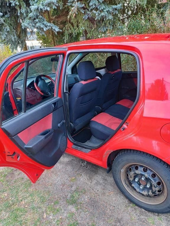 Gebraucht Hyundai Getz 67 PS (49 kW) 2008 Rot Kleinwagen
