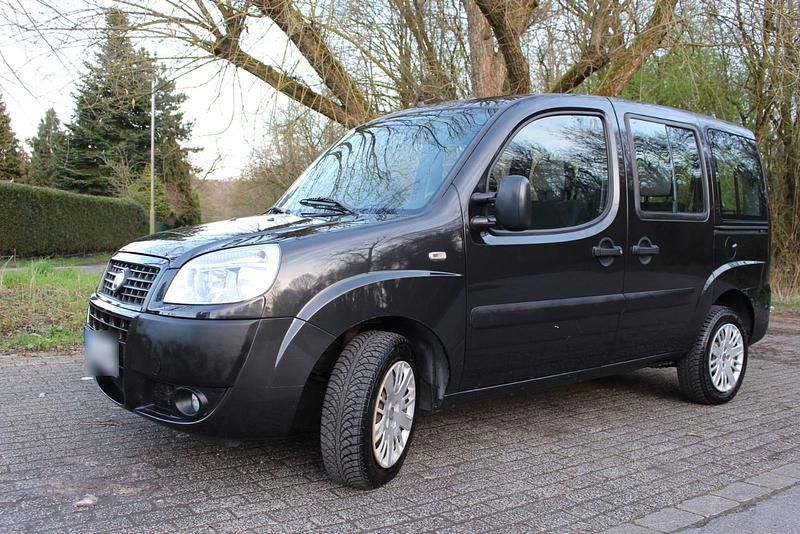 Gebraucht Fiat Doblò Dynamic 77 PS (56 kW) 2008 Schwarz Van / Kleinbus