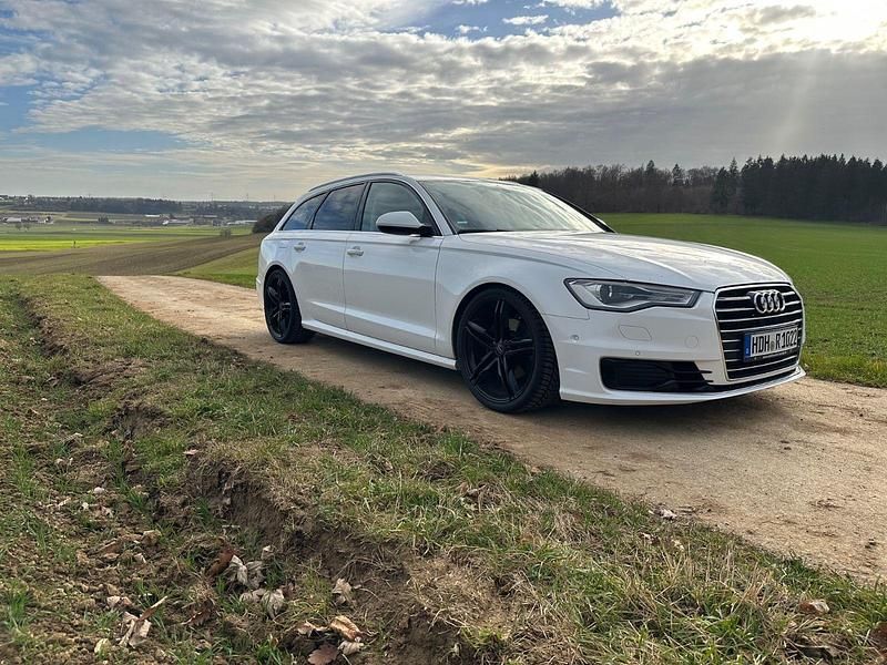 Gebraucht Audi A6 Sport 190 PS (139 kW) 2015 Weiß Kombi