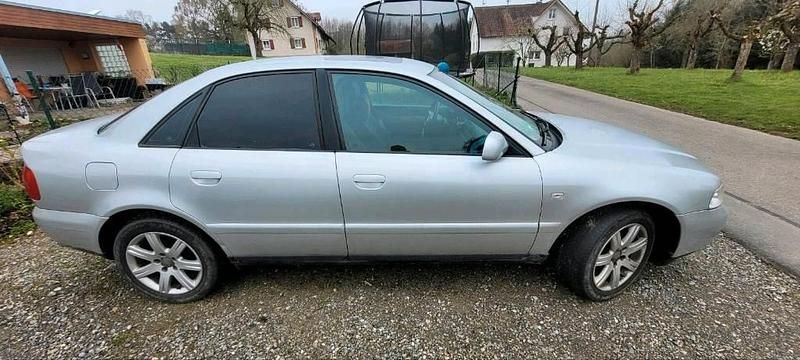 Gebraucht Audi A4 150 PS (110 kW) 1999 Grau Limousine