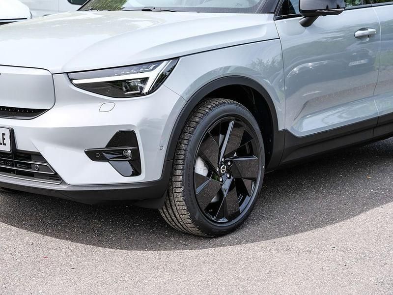 Gebraucht Volvo EX40 Ultra 185 kW (252 PS) 2026 Vapour grey / metallic SUV