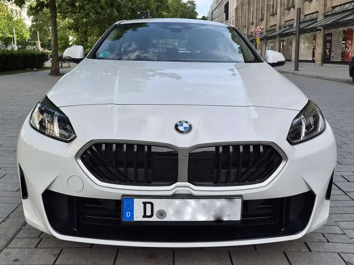 Gebraucht BMW 116 122 PS (89 kW) 2026 Weiß Kleinwagen