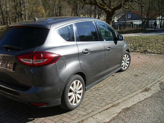 Gebraucht Ford C-MAX Titanium 150 PS (110 kW) 2019 Grau Van / Kleinbus