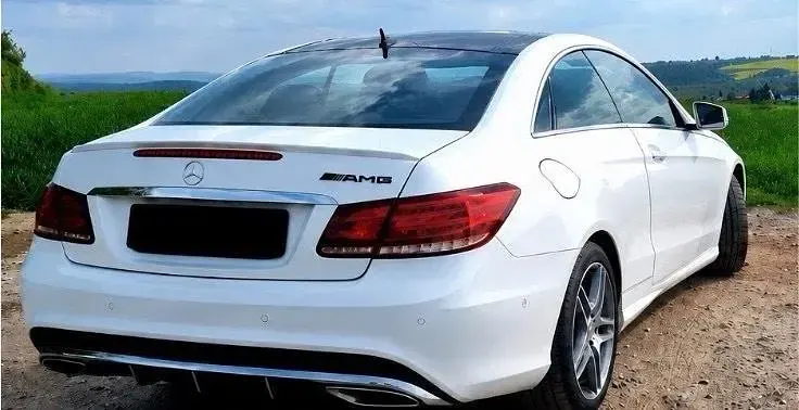 Usado Mercedes E200 AMG 184 CV (135 kW) 2016 Blanco Coupe