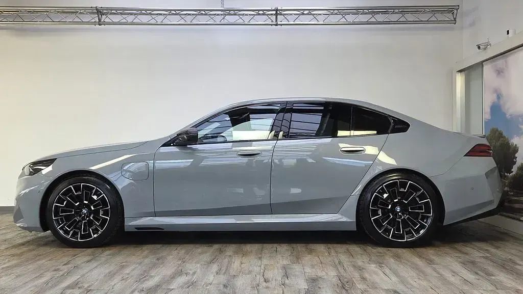 Gebraucht BMW M5 Performance 727 PS (534 kW) 2025 Grau Limousine
