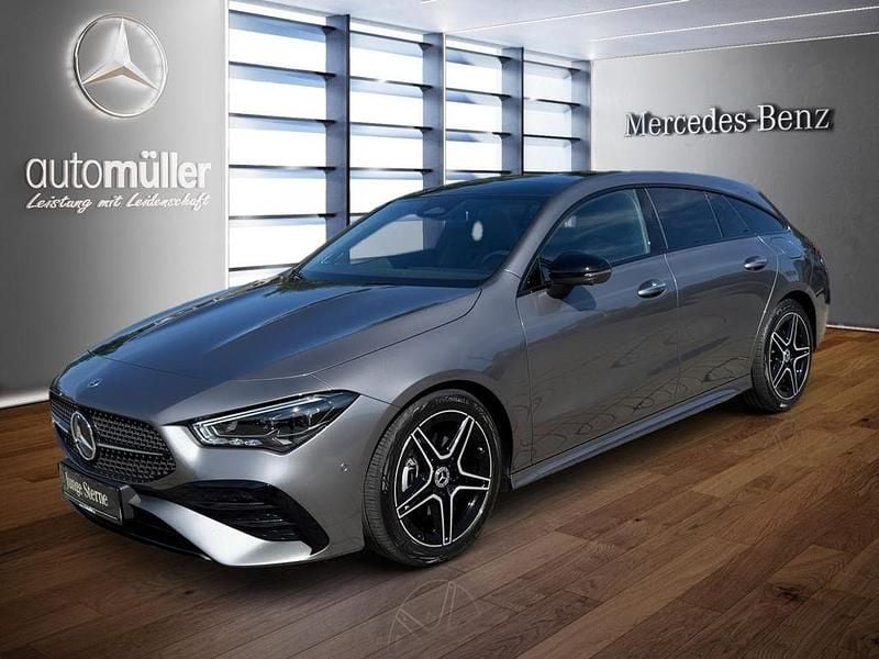 Grau Gebraucht 2024 Mercedes CLA180 Shooting Brake AMG Kombi | 32.970 € - Bild 1/4