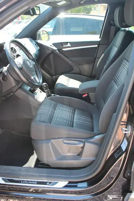 Gebraucht VW Tiguan LOUNGE 150 PS (110 kW) 2016 Schwarz SUV