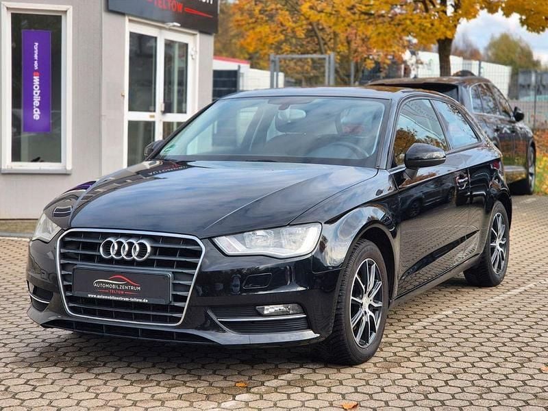 Schwarz Gebraucht 2013 Audi A3 Attraction Coupé | 5.790 € (Guter Preis) - Bild 1/4