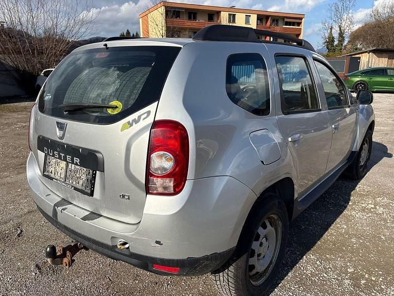 Gebraucht Dacia Duster Lauréate 110 PS (80 kW) 2012 Grau SUV