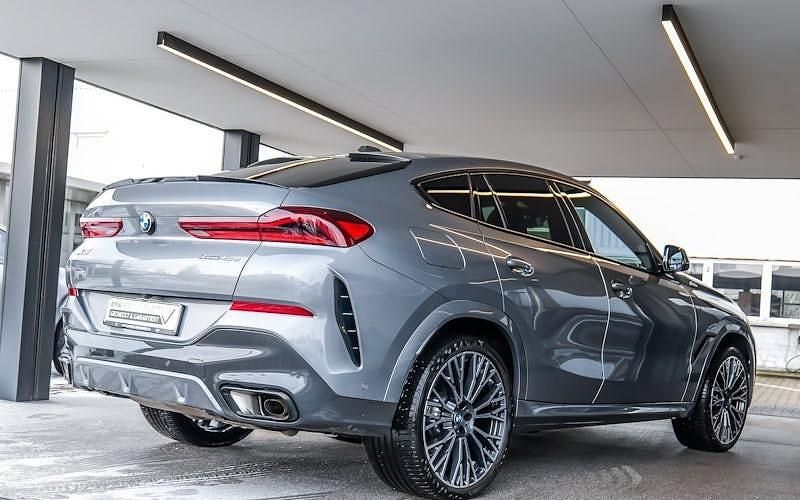 Gebraucht BMW X6 M Sport 352 PS (258 kW) 2025 Grau SUV