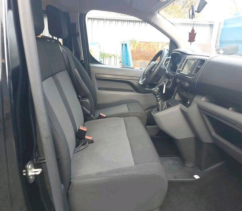 Gebraucht Opel Vivaro 150 PS (110 kW) 2020 Schwarz Van / Kleinbus