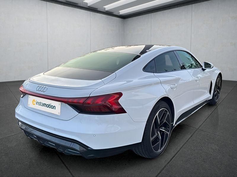 Second-hand Audi e-tron GT quattro 350 kW (476 CP) 2023 Alb Berlinǎ