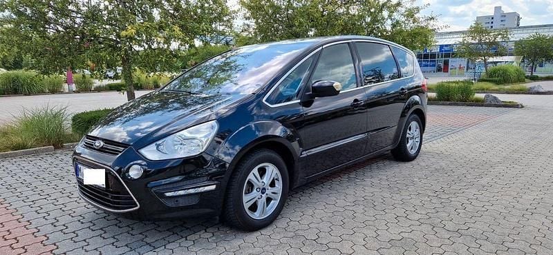 Gebraucht Ford S-MAX Titanium 203 PS (149 kW) 2011 Schwarz Van / Kleinbus