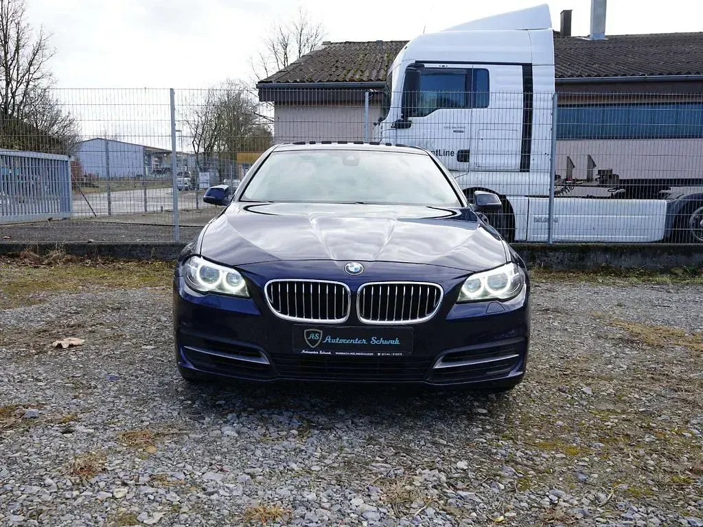 Używany BMW 530 258 KM (189 kW) 2015 Niebieski Sedan/Limuzyna