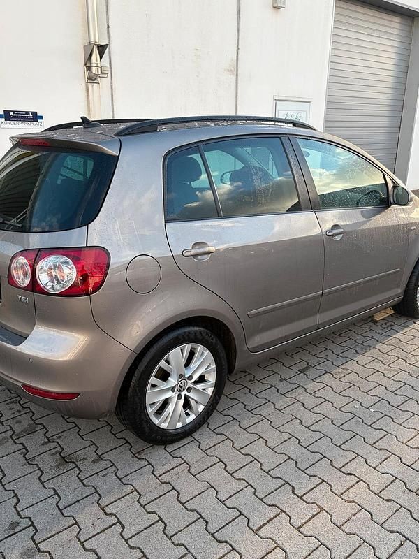 Gebraucht VW Golf 92 PS (67 kW) 2013 Braun SUV