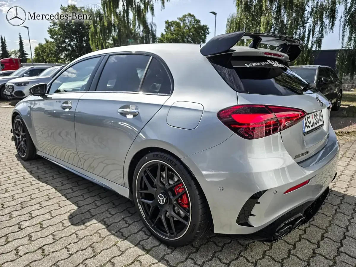Gebraucht Mercedes A45 AMG AMG 421 PS (309 kW) 2026 Silber Kleinwagen