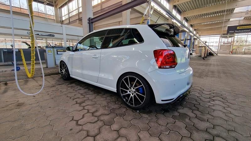 Gebraucht VW Polo 220 PS (161 kW) 2013 Weiß Kleinwagen