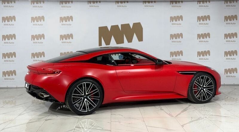 Gebraucht Aston Martin DB12 680 PS (500 kW) 2024 Rot Coupé