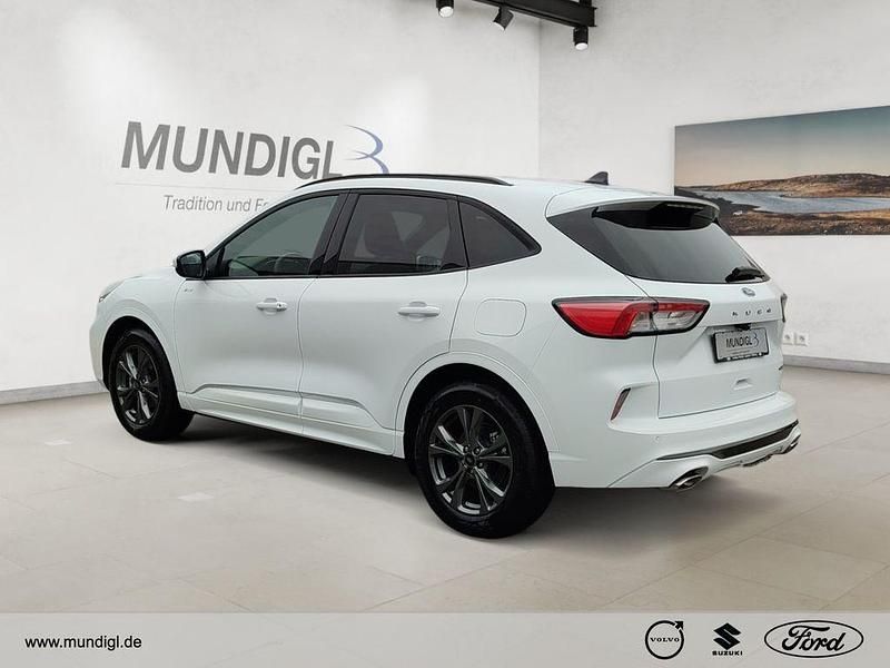 Gebraucht Ford Kuga ST-Line X 152 PS (111 kW) 2023 Weiß SUV