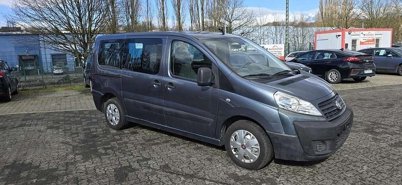 Gebraucht Fiat Scudo 90 PS (66 kW) 2010 Grau Van