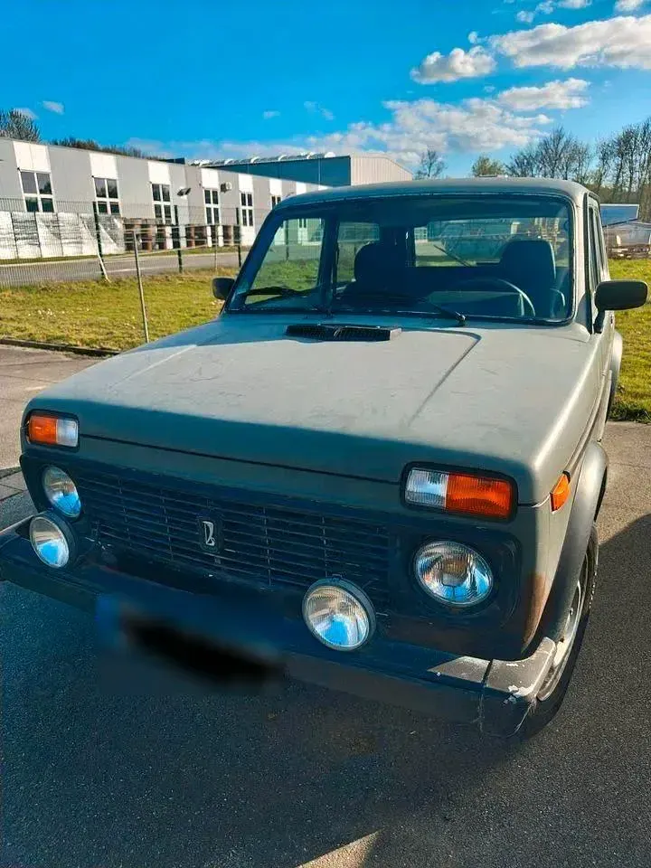 Gebraucht Lada niva 82 PS (60 kW) 2006 SUV