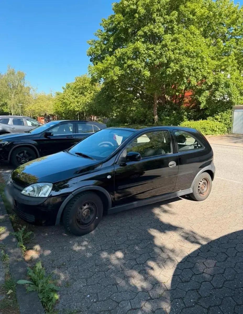 Gebraucht Opel Corsa 58 PS (42 kW) 2003 Schwarz Kleinwagen