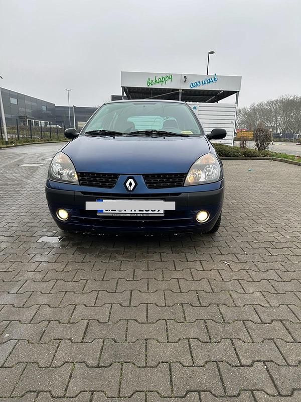 Second-hand Renault Clio II 2002 Albastru Hatchback